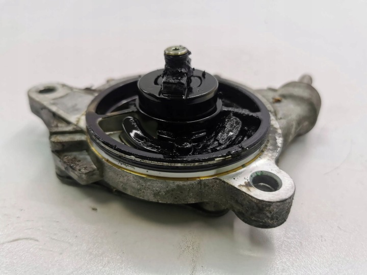 TOYOTA AURIS E180 2015 POMPE PRESSION VIDE