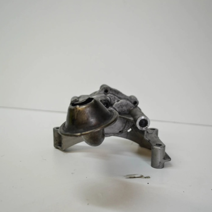 POMPE HUILES VW GOLF V VARIANT (1K5) 03G115105 12610145 1.9L 77KW 2008