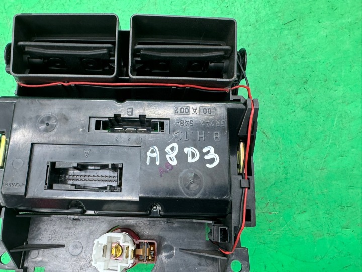 PANNEAU CLIMATISATION CONDUIT D'AIR CLIMATRONIC AC ARRIÈRE 4E0819203B AUDI A8 D3 02-