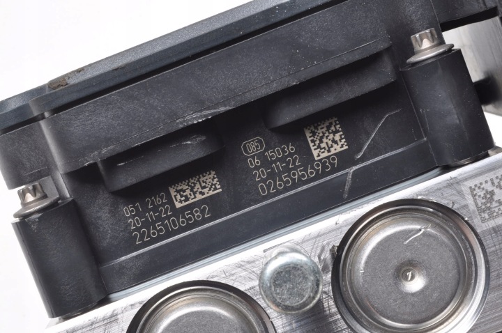 MERCEDES CLASSE A W177 POMPE ABS A1779007805 0265258038