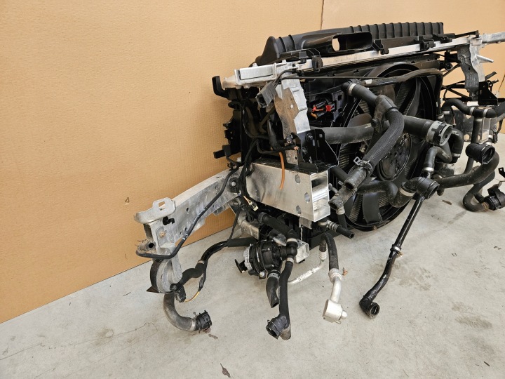 PANNEAU AVANT MERCEDES GLC 350E X253 2.0 HYBRIDE COMPLET RADIATEURS DÉMONTAGE