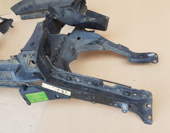 BMW X5 E53 LIFT RENFORCEMENT PANNEAU AVANT ORIGINAL