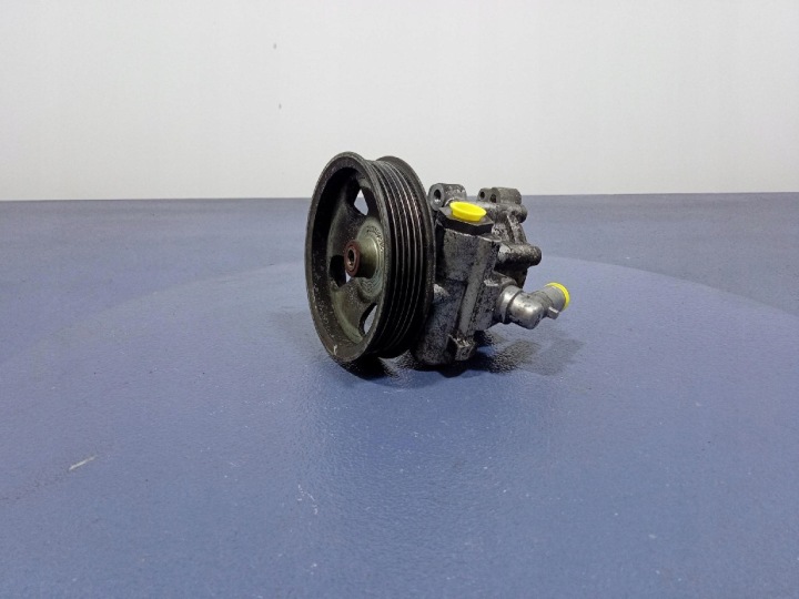 ALFA ROMEO 159 2.4 JTDM POMPE AMPLIFICATEUR ZF 00505017300