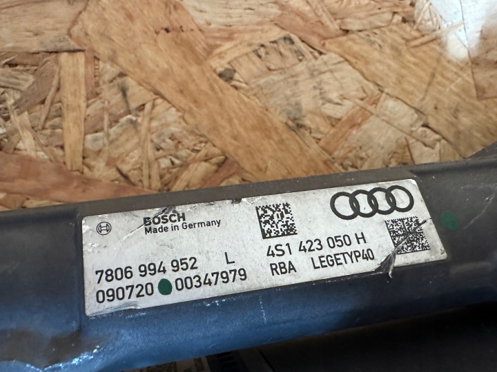 AUDI OE 4S1423050H CRÉMAILLÈRE DE DIRECTION