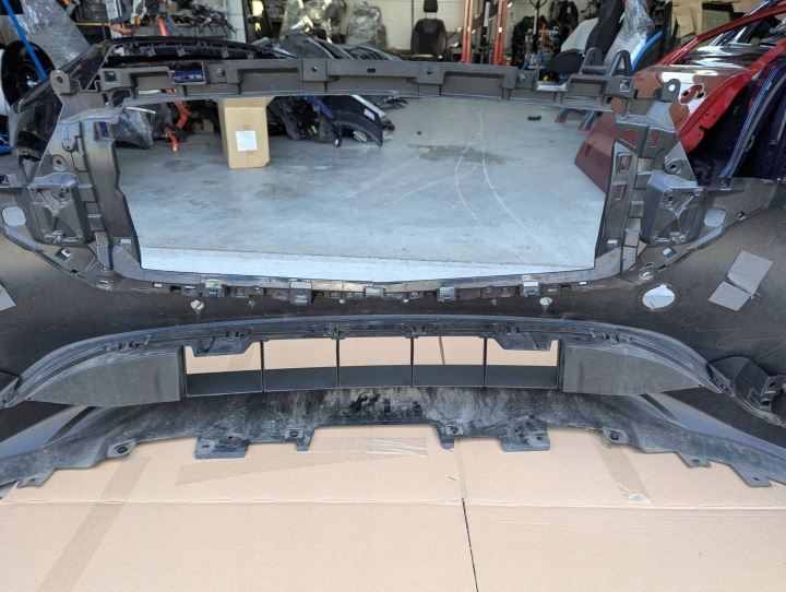 MAZDA CX-5 II LIFT 2021-2025 PARE-CHOCS AVANT AVANT 4XPDC RONDELLES