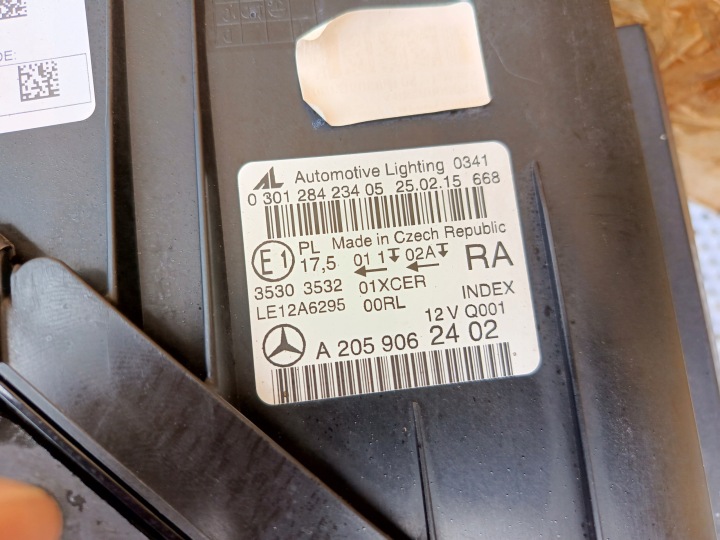 PHARE AVANT DROITE MERCEDES W205 C-KLASA COMPLET LED A2059062402
