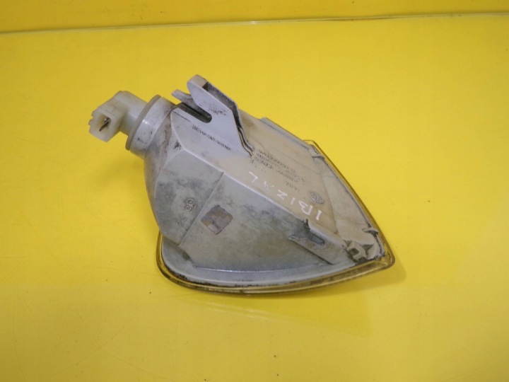 CLIGNOTANT CLIGNOTANT GAUCHE AVANT SEAT IBIZA II 6K5953049 NR206