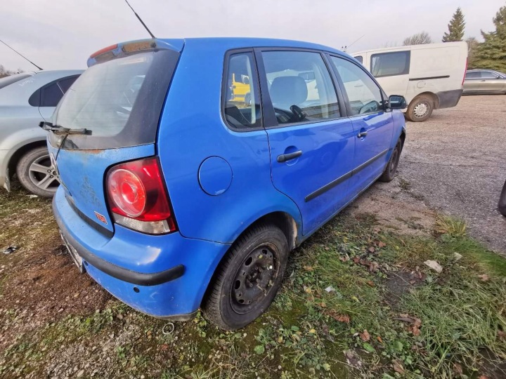 VOLKSWAGEN POLO DÉFLECTEURS AIR VERS CABINES 2006 1.4L 6Q0819704 6Q0 819 704