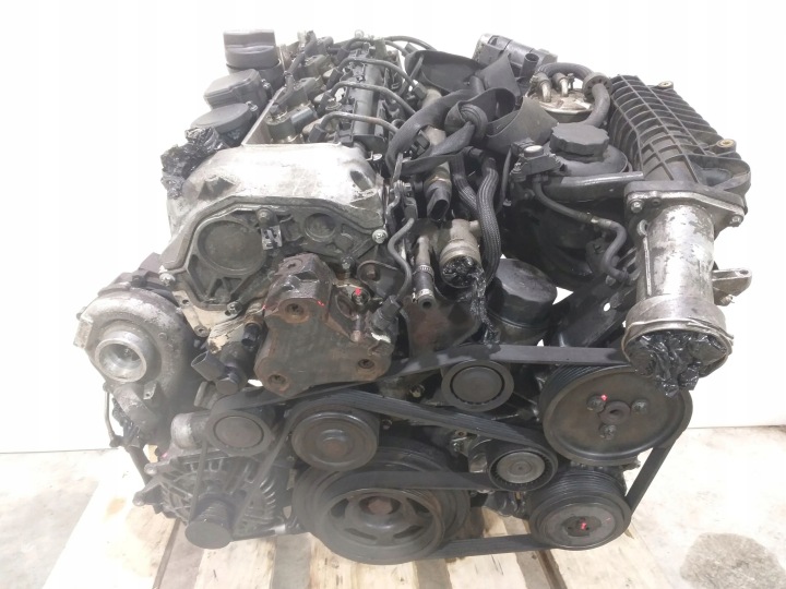 2002 MERCEDES-BENZ E W211 MOTEUR 646951