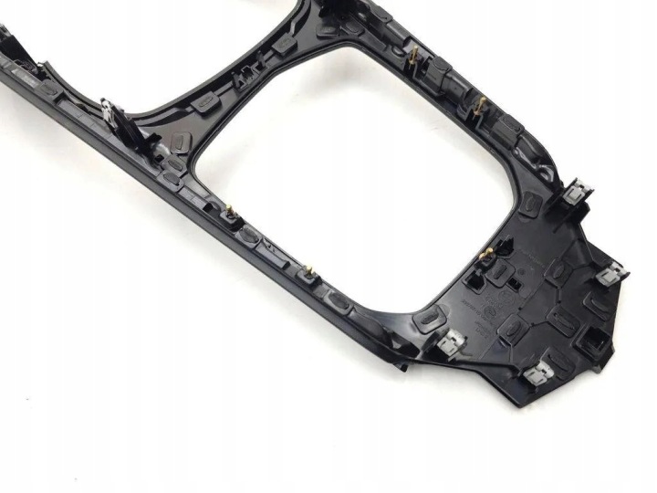 CHÂSSIS CENTRALE COCKPIT BMW F40 23378710 24559804 2.0L 140KW 2020