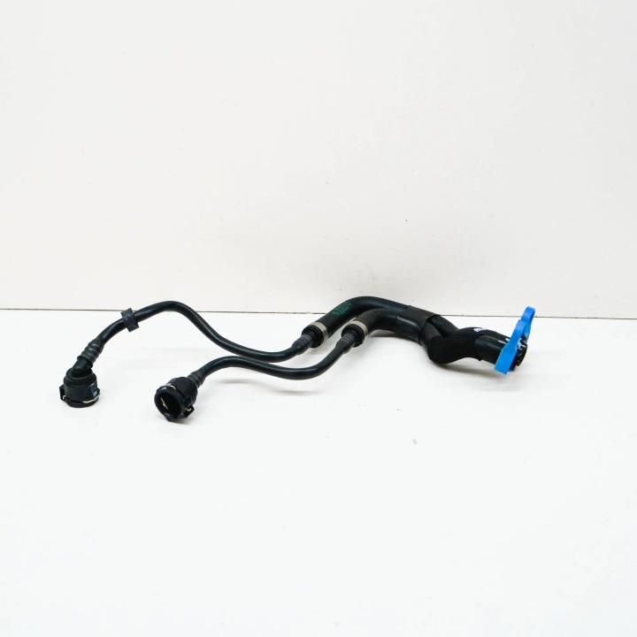TUYAU WYMIENNIKA CIEPLA HUILES BMW 2 ACTIVE TOURER F45 17128658491 ORIGINAL