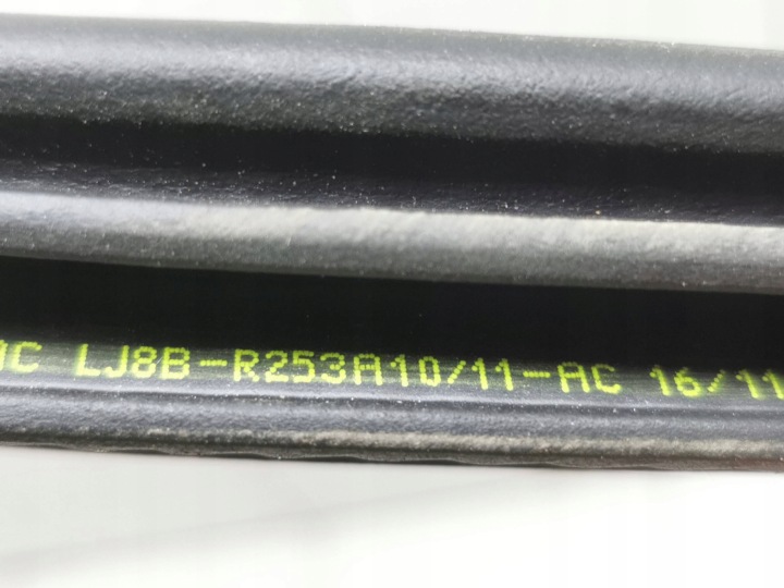 FORD MUSTANG MACH-E JOINT D'ÉTANCHÉITÉ CARROSSERIE PORTES ARRIÈRE LJ8B-R20708-AC