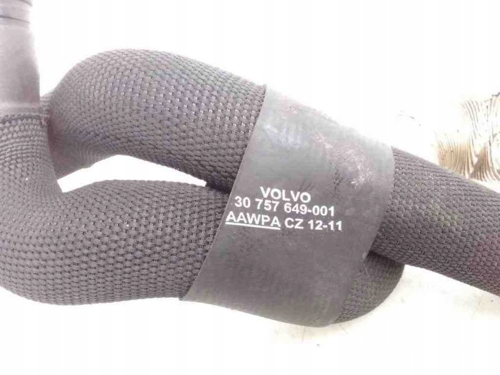 TUYAU REFROIDISSEMENT VOLVO XC60 30757649 2.4L DIESEL 158KW 2013