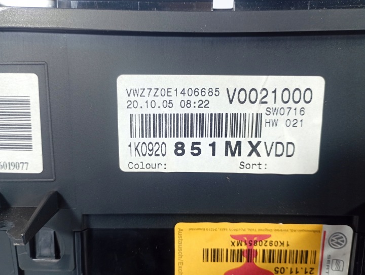 VW GOLF V 5 03-09 COMPTEUR TABLEAU DE BORD COMPTE-TOURS OE 1K0920851MX KILOMÉTRAGE 210283