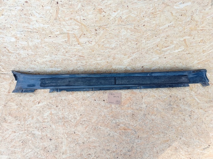 PORSCHE MACAN 95B MOULURE SEUIL REVÊTEMENT GAUCHE SEUIL GAUCHE 95B853553