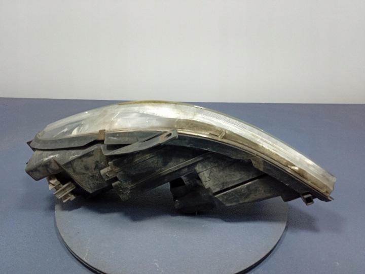 MITSUBISHI COLT VI Z30 PROJECTEUR DROIT PHARE EUROPE MR957354