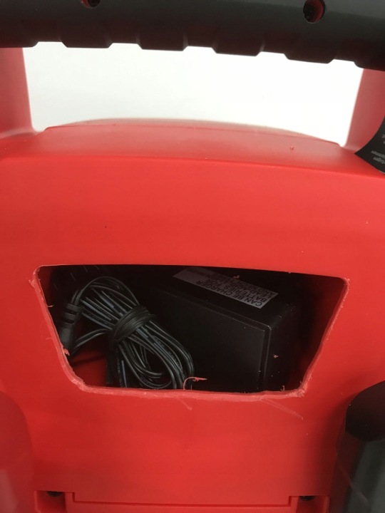 DISPOSITIF DÉMARRAGE F1 1250A 18000 MAH AVEC COMPRESSEUR I ÉCRAN LCD