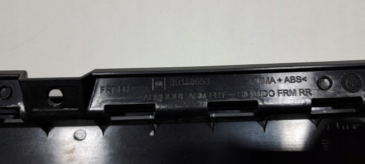 OPEL INSIGNIA B MOULURE PORTES GAUCHE AVANT 39118653