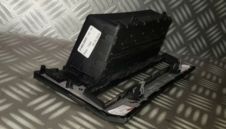 BMW E60 E61 MOULURE CENTRALE DÉCOR TABLEAU DE BORD BOIS KLON BOÎTE À GANTS 51456951021