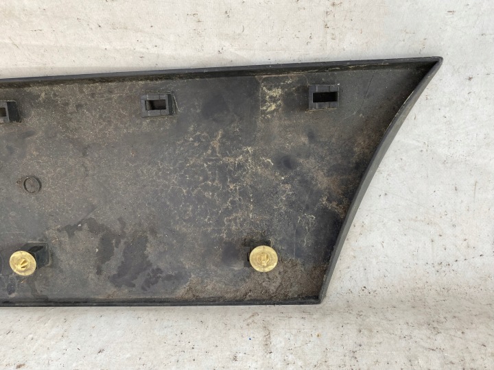 MERCEDES SPRINTER II 906 A9066904982 MOULURE PORTES GAUCHE AVANT