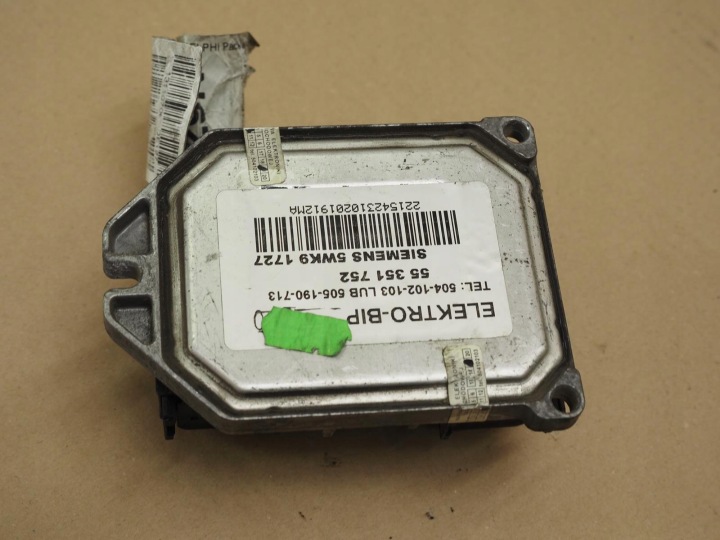 CONTRÔLEUR MOTEUR ORDINATEUR OPEL ZAFIRA A 55351752