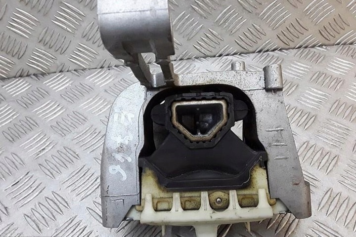 ARRIÈRE COUSSIN MOTEUR AUDI A1 SPORTBACK (8XA, 8XF) 2Q0199262BJ 0.0L 2018