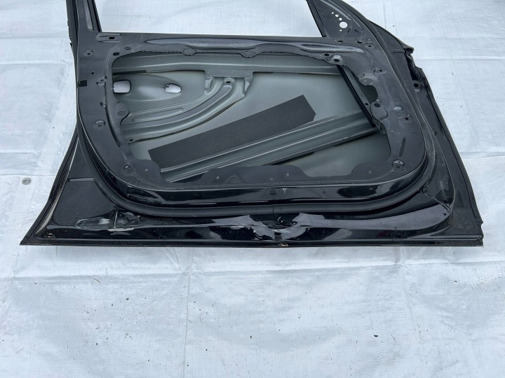 MERCEDES C-KLASA W206 21- PORTES GAUCHE AVANT