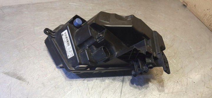 PHARES ANTIBROUILLARD LED FJD DROIT AVANT AVANT SEAT ATECA 575941700A