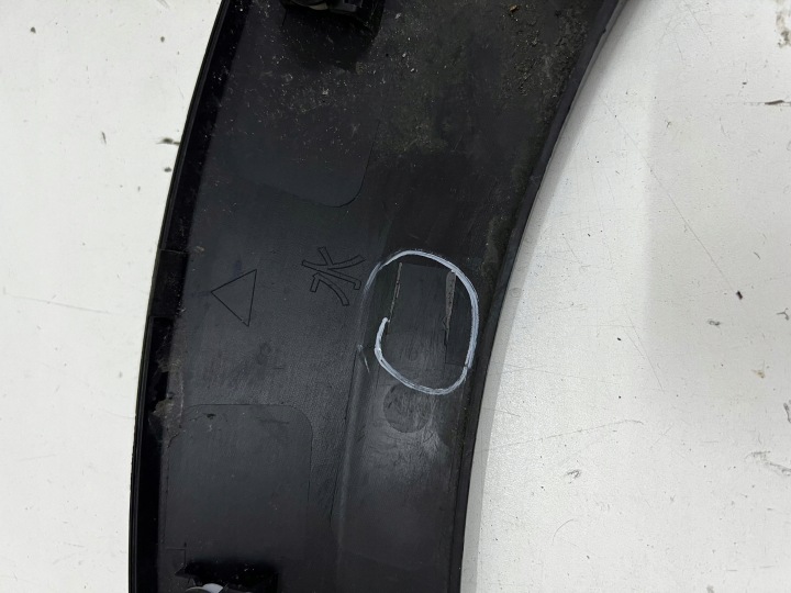 MAZDA CX-3 2014- MOULURE REVÊTEMENT GARDE-BOUE AVANT DROIT AVANT