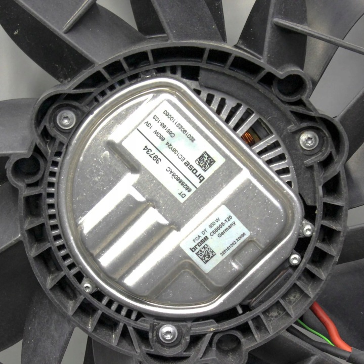 CHÂSSIS VENTILATEUR DODGE RAM 68268606AC
