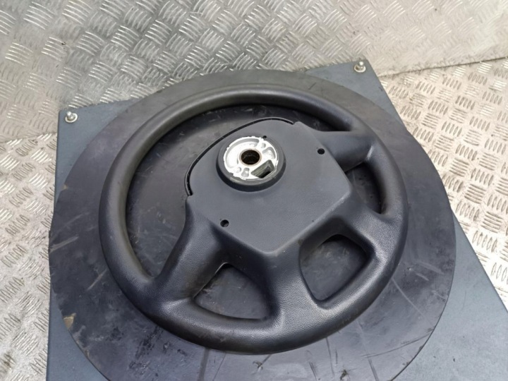 VOLANT MULTIFONCTION DAF XF 106 460 EURO 6 1843731