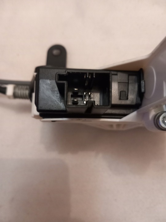 AUDI Q7 MÉCANISME GROUPE MOTOPROPULSEUR PETIT MOTEUR RIDEAUX COUVERCLES DE COFFRE 4M0863560