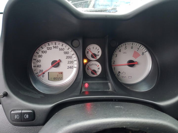 COMPTEUR MITSUBISHI OUTLANDER 2.4 4WD 8100A089