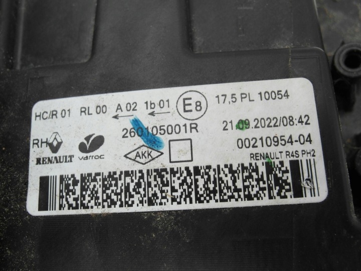RENAULT TWINGO III LIFT LED PARFAITE PHARE AVANT DROITE 260105001R NR70