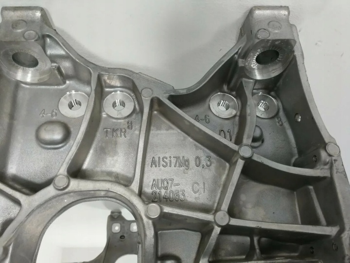 CHÂSSIS CHÂSSIS AVANT AUDI Q8 Q7 4M CAYENNE 9Y 4M0399315R TOUAREG 3 III 760