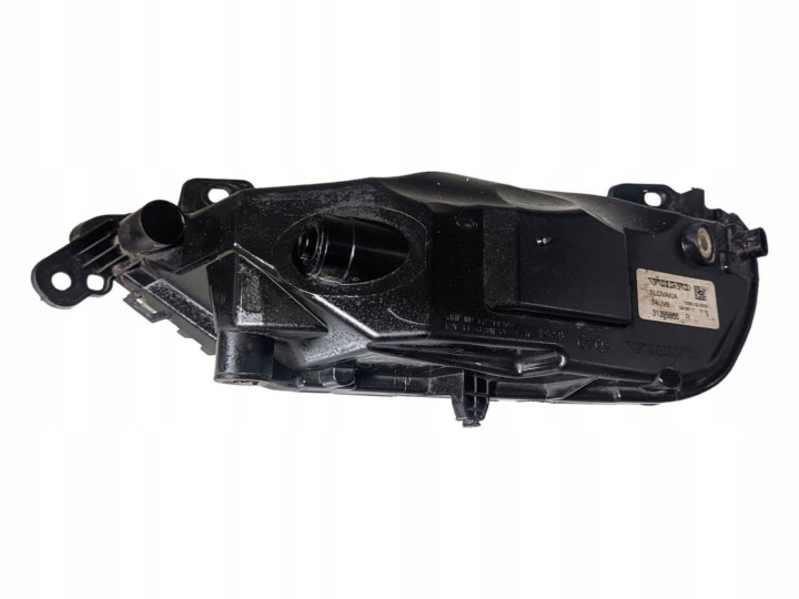 PHARE ANTIBROUILLARD AVANT VOLVO XC90 31395866