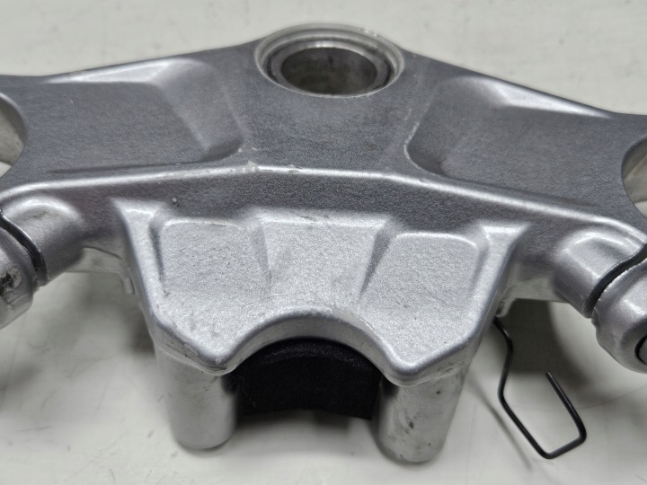 ÉTAGÈRE SUPÉRIEURE SUSPENSIONS APRILIA RS RS4 ABS 125 50 2011-2024