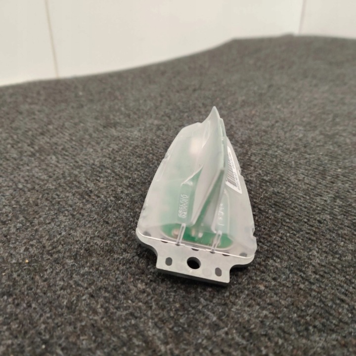 BMW 3 E92 E93 ANTENNE GPS GOUPILLE 6959146 2010