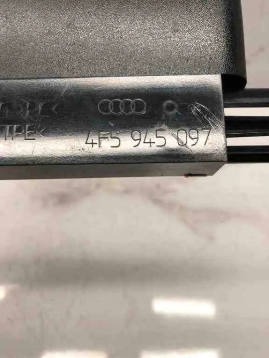 SUPPLÉMENTAIRE FEUX STOP AUDI A6 (4F2, C6) 4F5945097 2.4L GASOLINE 2007