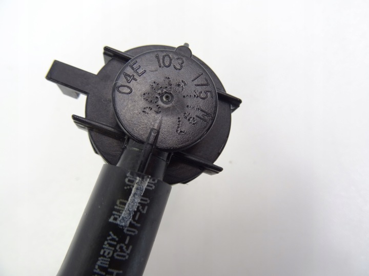 FILTRE AIR INSERT AUDI A1 VW SEAT 04C129620A