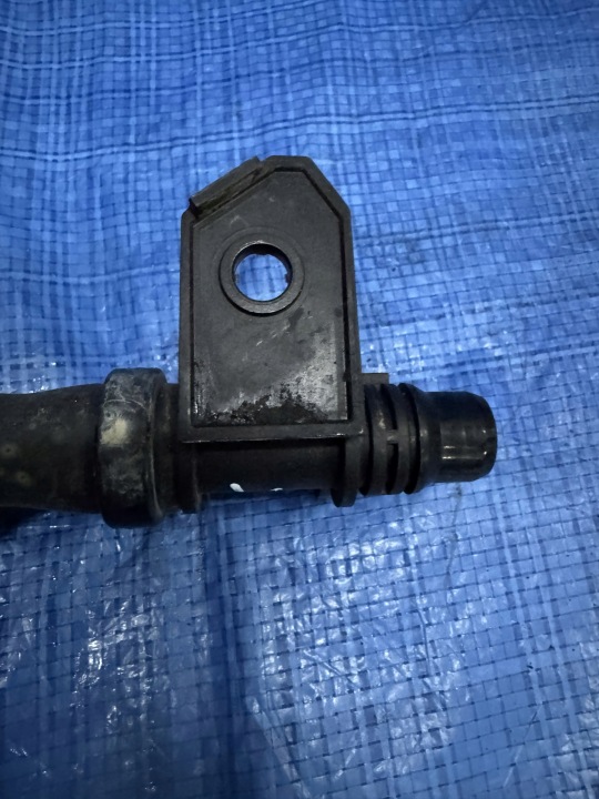 FIL EAU PEUGEOT E-208 II 7800632310