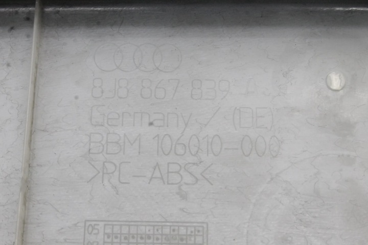 PIÈCES INTERNE AUDI TT (8J3) 8J8867839A 2.0L DIESEL 125KW 2012