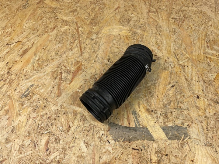 ADMISSION CONDUIT D'AIR TUYAU FIL AIR VW SKODA SEAT AUDI 5Q0129618C
