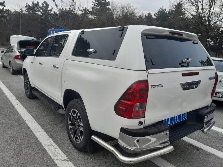 TOYOTA HILUX 2015+ CARROSSERIE CARROSSERIES HARDTOP NEUF TRÈS EN BON ÉTAT SZCZELNA