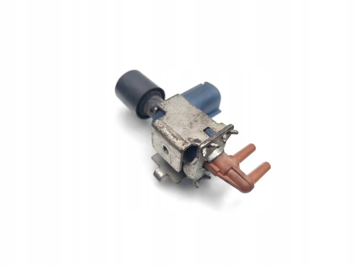 TOYOTA AURIS ÉLECTROVANNE VERS ZWIEKSZANIA PRESSION SURALIMENTATION 1.4 D-4D