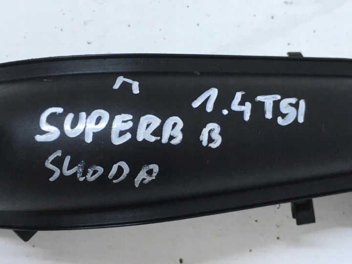 TUYAU ADMISSION AIR SKODA SUPER B II 03C145673