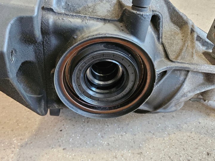 DIFFÉRENTIEL ARRIÈRE ARRIÈRE MERCEDES-BENZ E W238 A2133500506