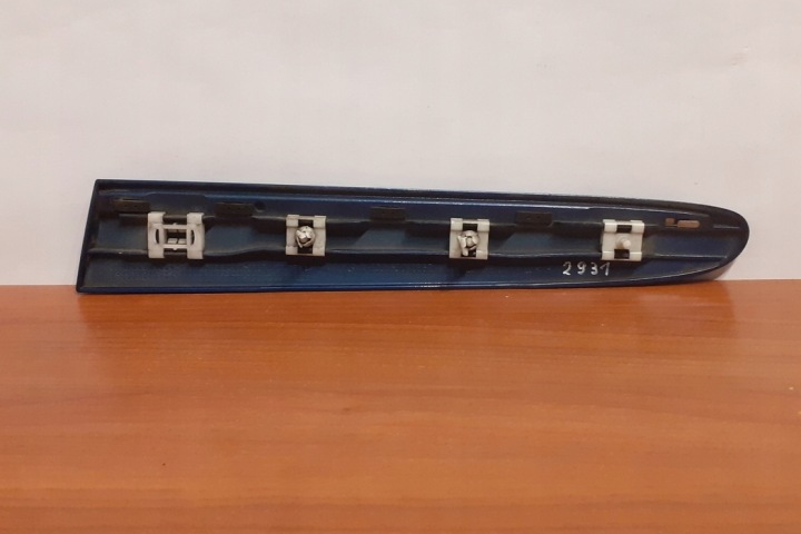 MOULURE ARRIÈRE DROIT GARDE-BOUE MERCEDES-BENZ CLK (C209) 2931 2003