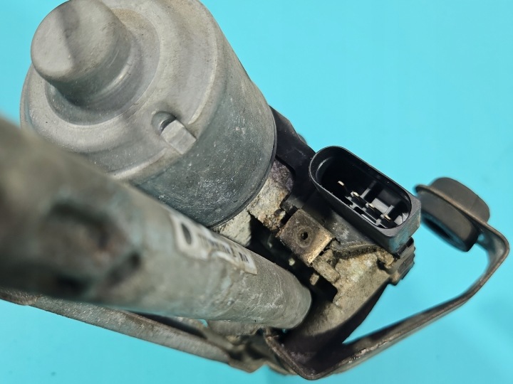 PETIT MOTEUR MOTEUR ESSUIE-GLACES AVANT VW TOURAN I