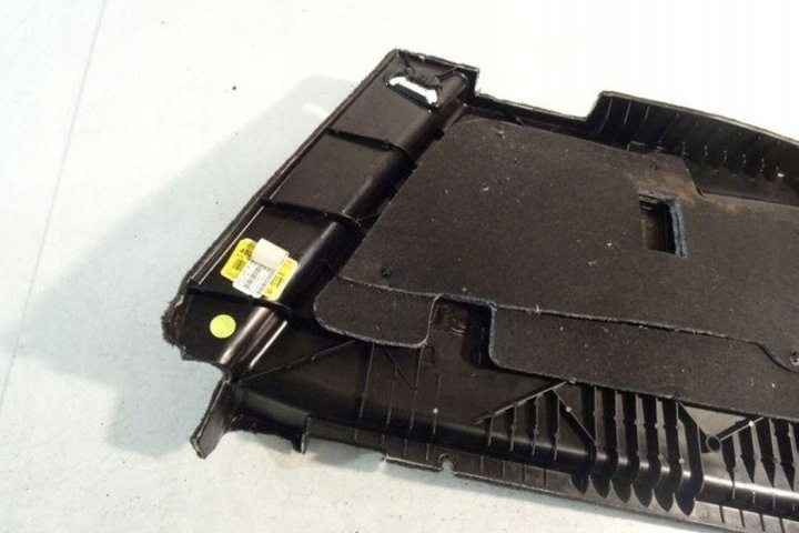 GAUCHE GARNITURE COUVERCLES DE COFFRE BMW X5 (E70) 7145903 0.3L DIESEL 173KW 2008